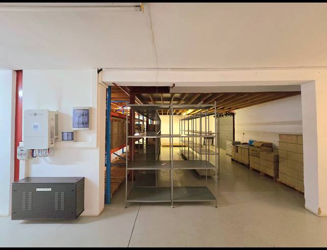 273M² WAREHOUSE FOR SALE IN KYA SANDS